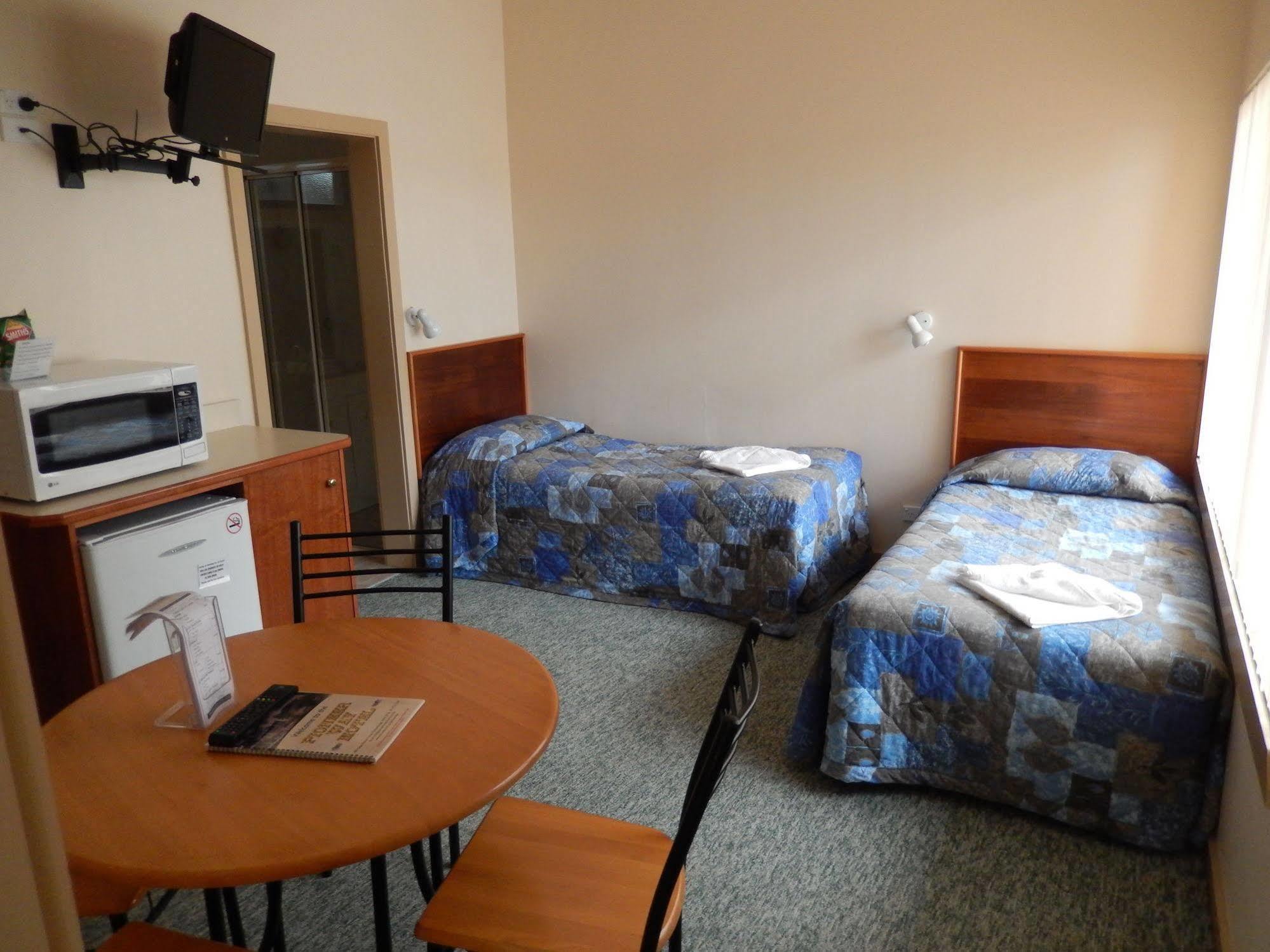 The Pioneer Way Motel Springwood Extérieur photo